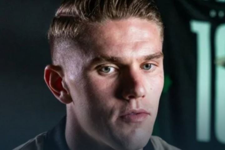 😭葡媒：约克雷斯转会开始弥漫悲观情绪，他父亲近两日以泪洗面