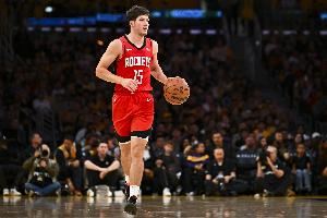 名记：火箭预计不会采取应对性引援 并用数月考察谢泼德与阿门